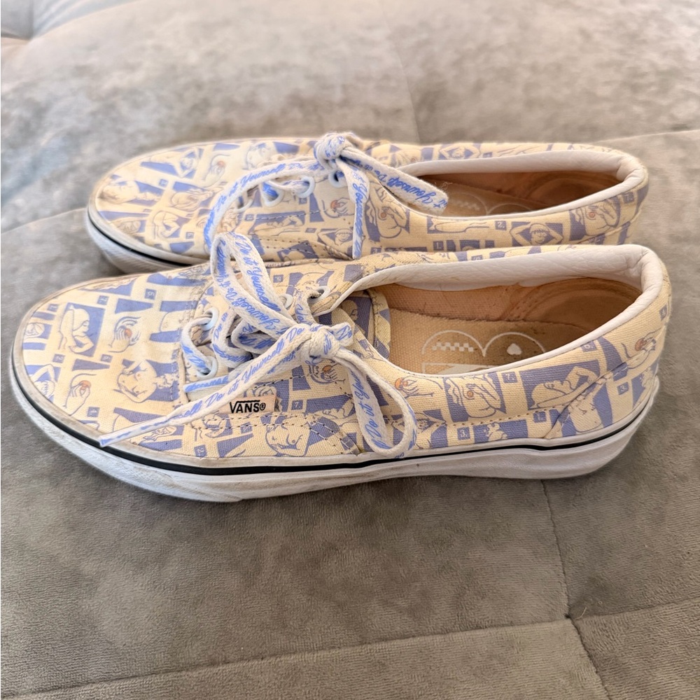 Vans Sneakers - breast cancer awareness